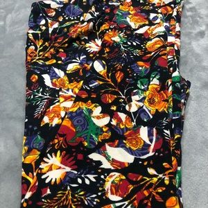 Tc lularoe leggings